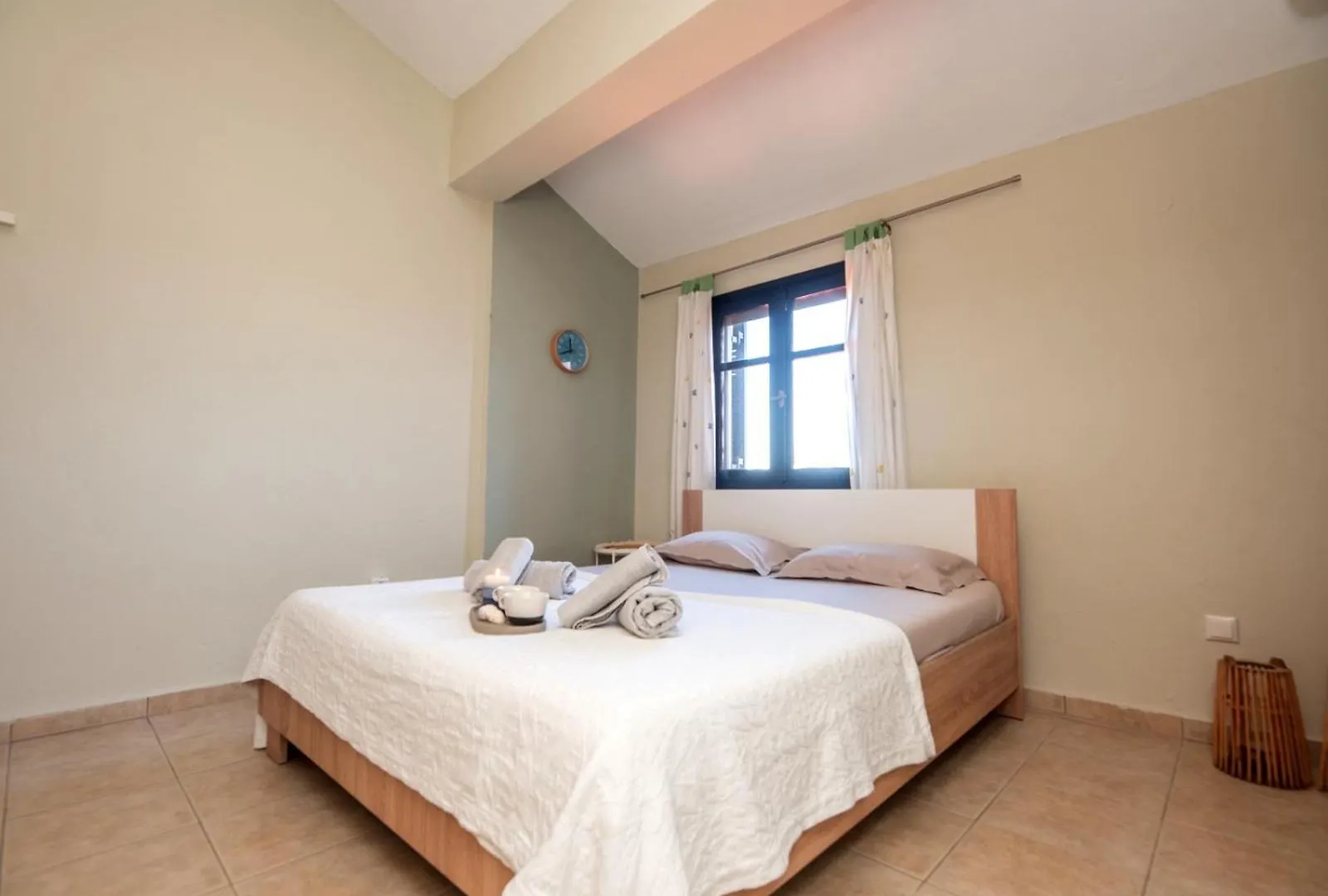 Elani Top Hill Villas 0*,